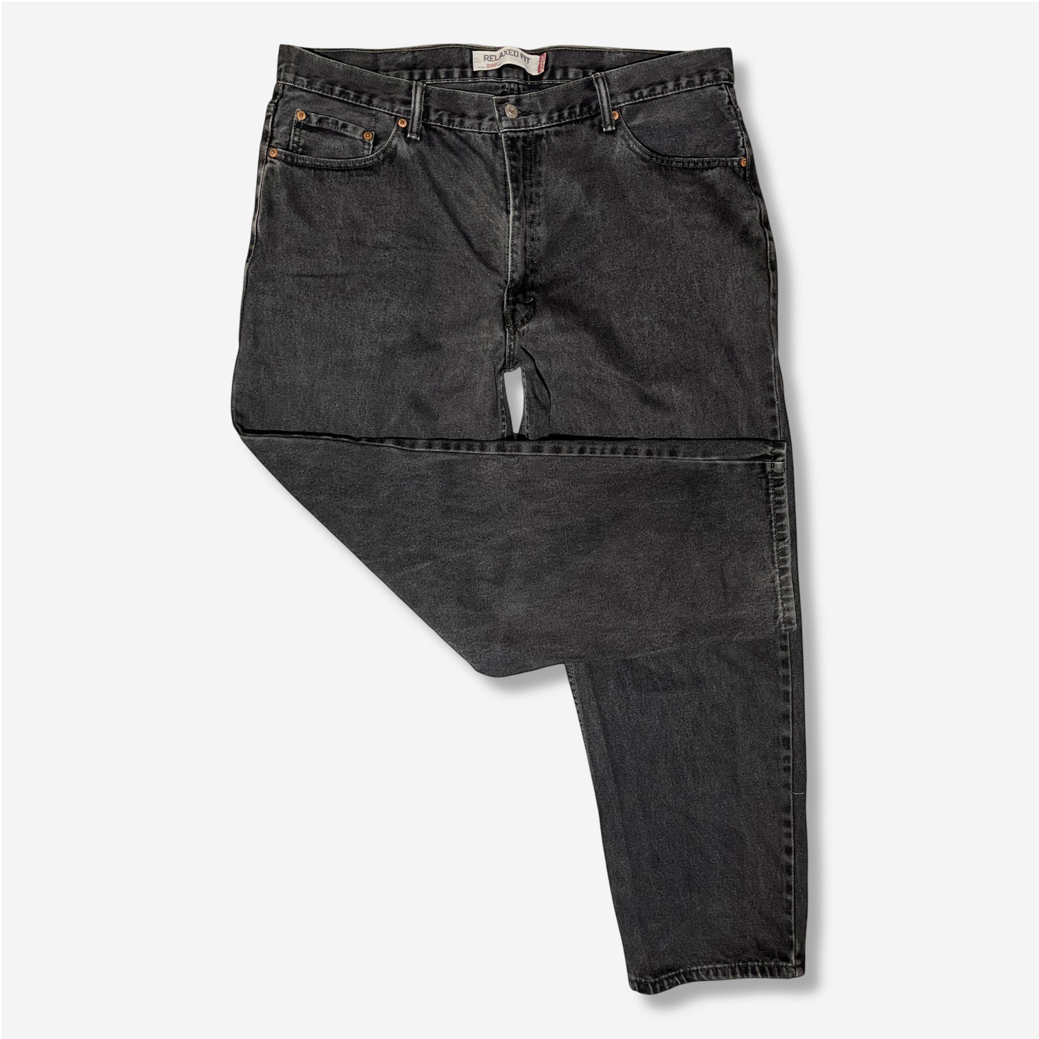 550' Relaxed Fit Jeans (W42 x L30)