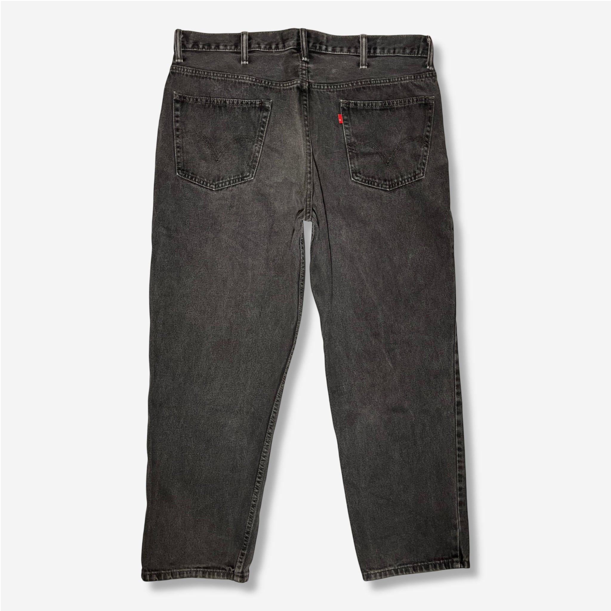 550' Relaxed Fit Jeans (W42 x L30)