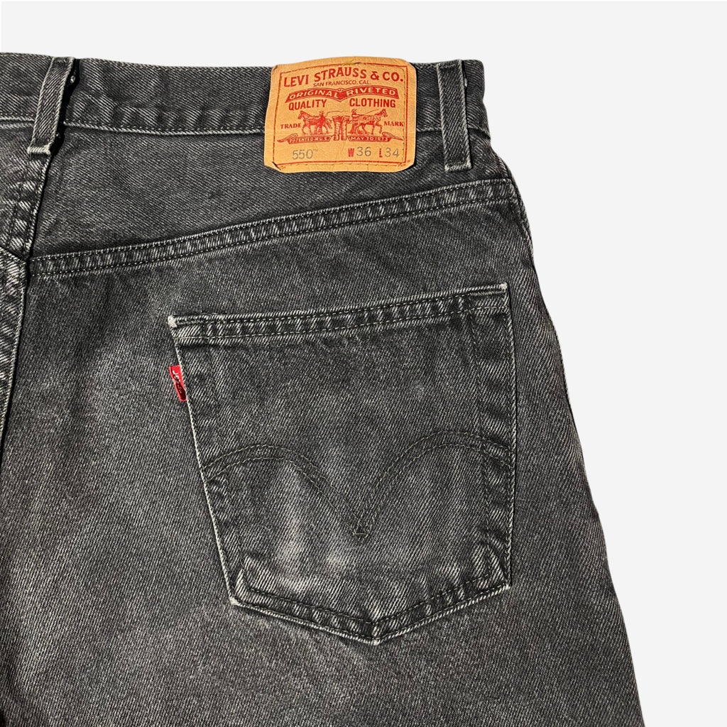 550' Relaxed Fit Jeans (W36 x L34)