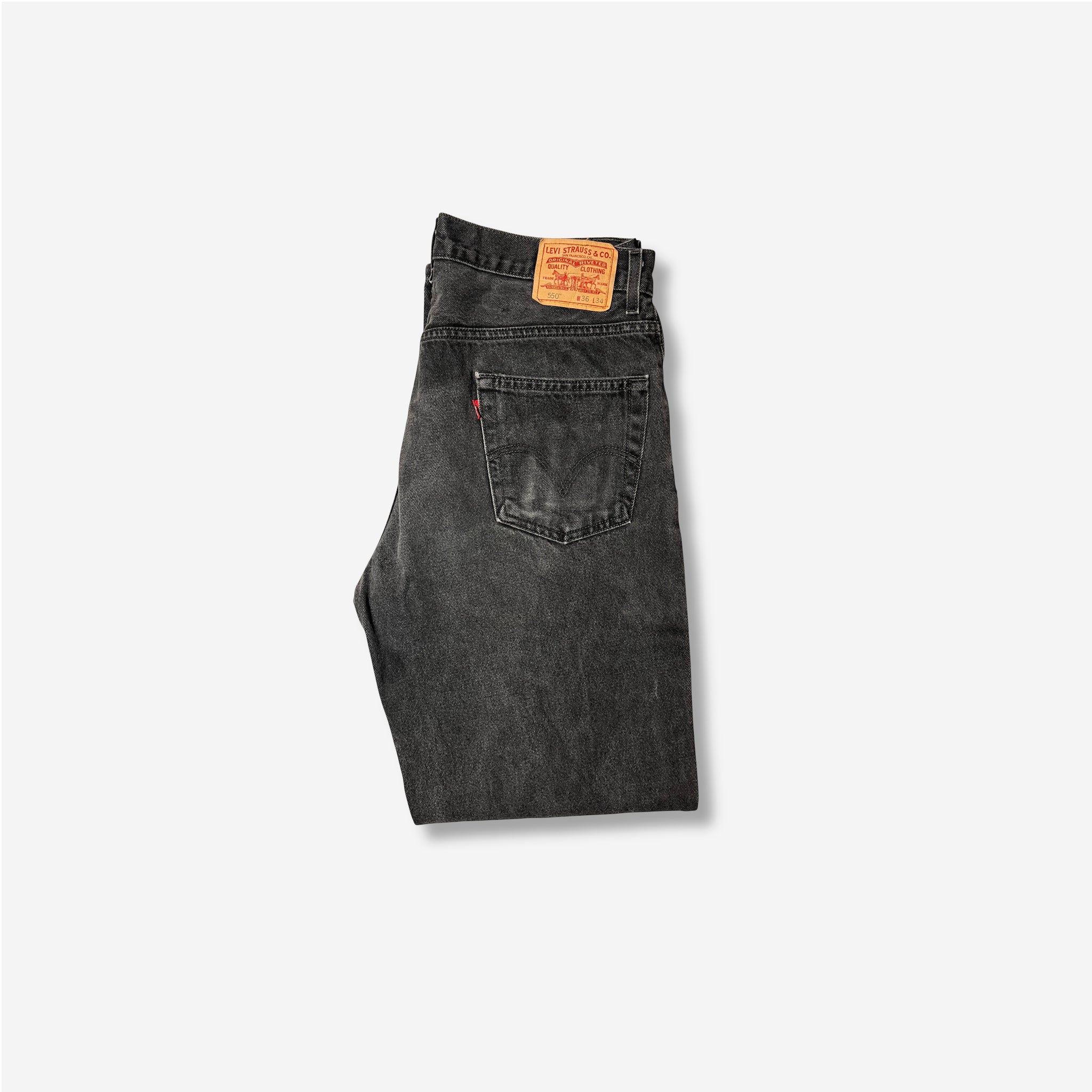 550' Relaxed Fit Jeans (W36 x L34)