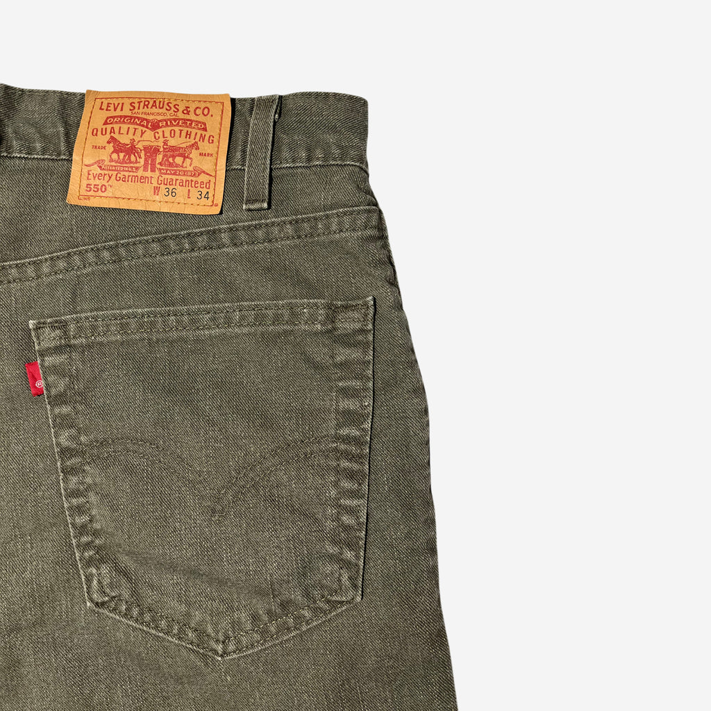 550' Relaxed Fit Jeans (W36 x L34)