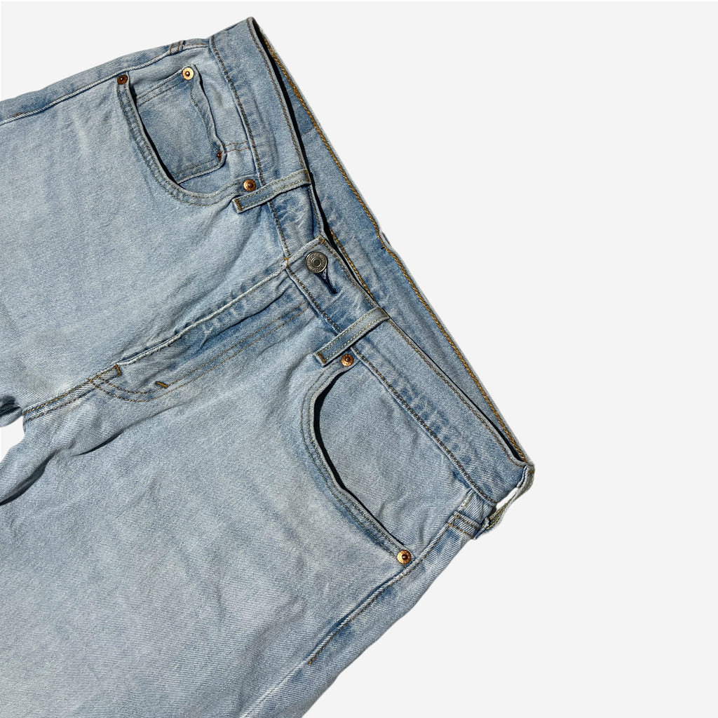 502' Tapered Fit Jeans (W33 x L32)