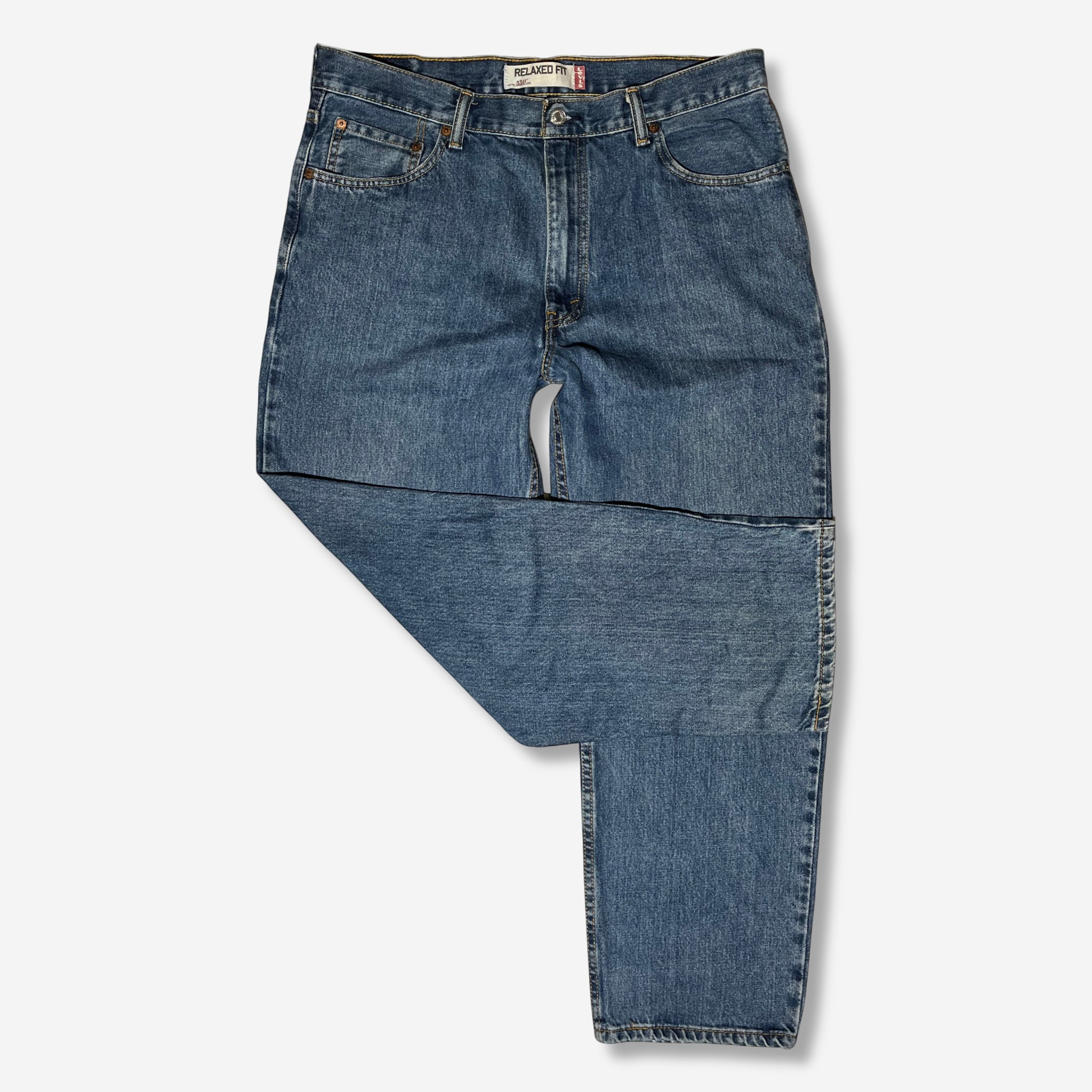 550' Relaxed Fit Jeans (W36 x L30)