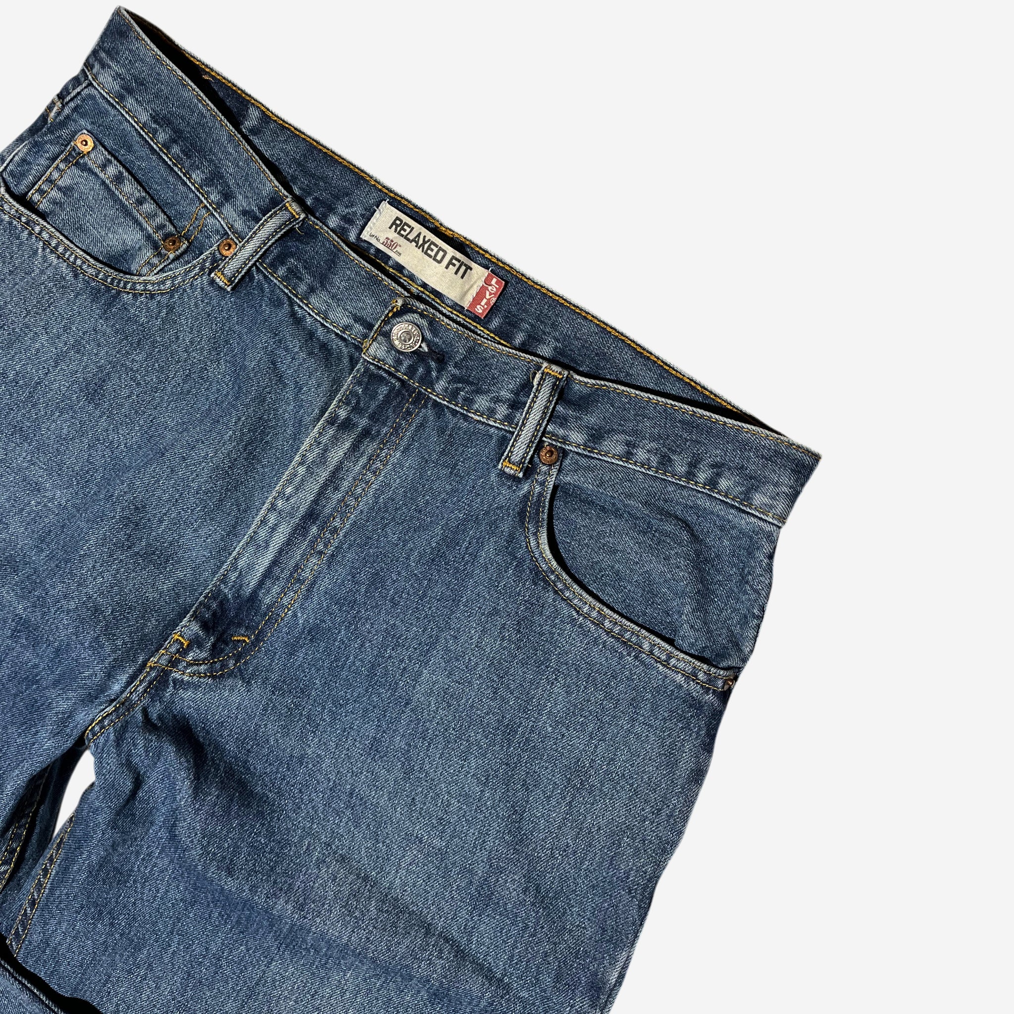 550' Relaxed Fit Jeans (W36 x L30)