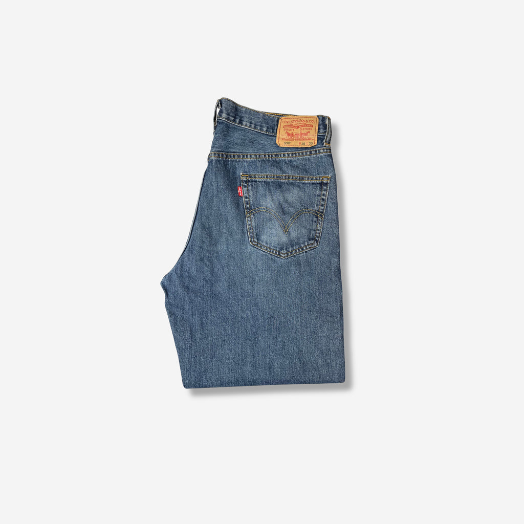 550' Relaxed Fit Jeans (W36 x L30)
