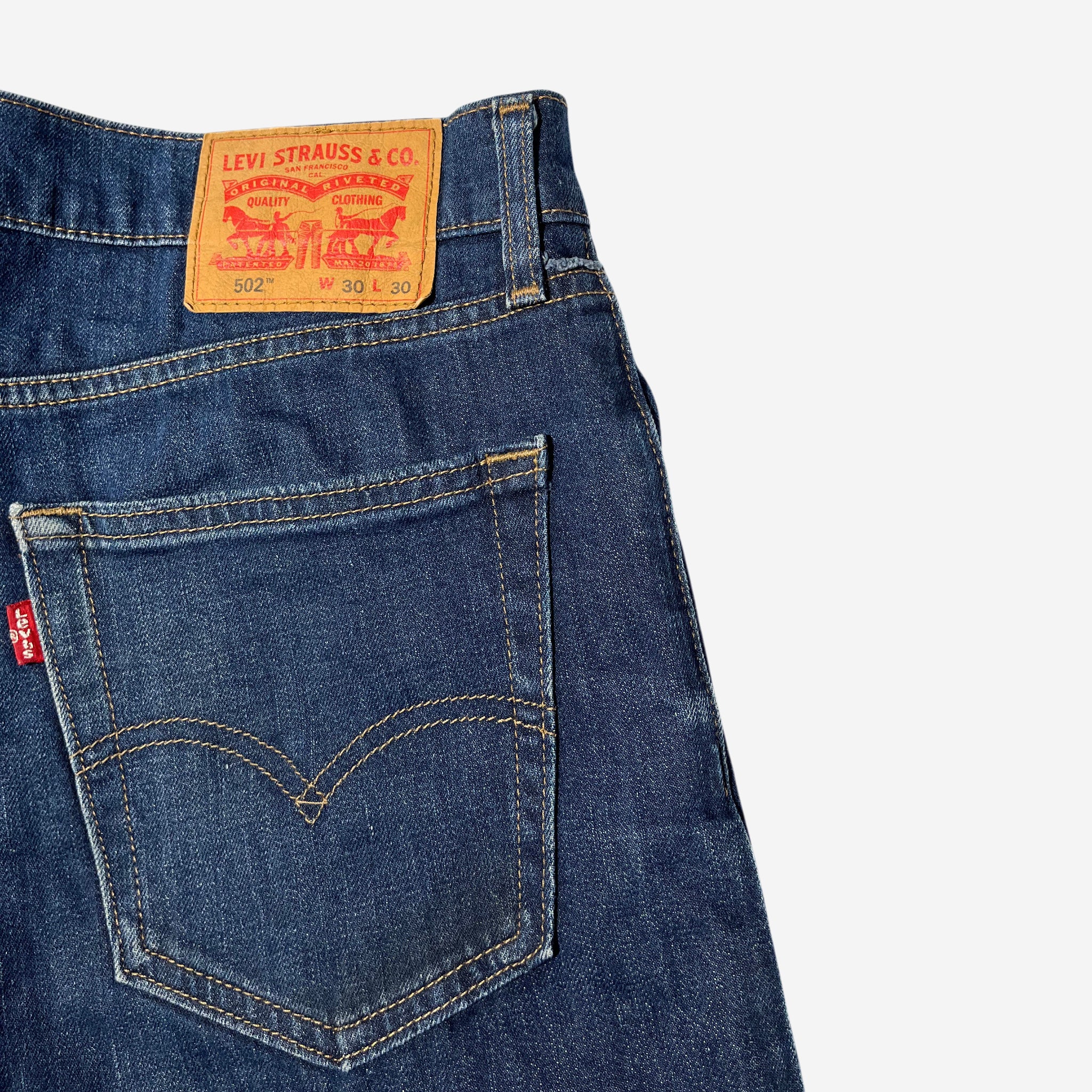 502' Tapered Fit Jeans (W30 x L30)
