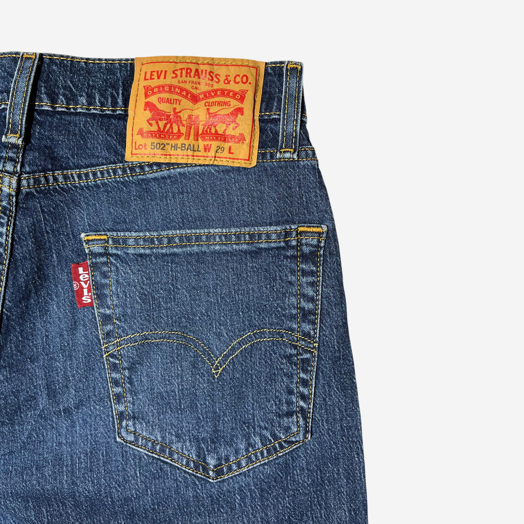502' Tapered Fit Jeans (W29 x L30)