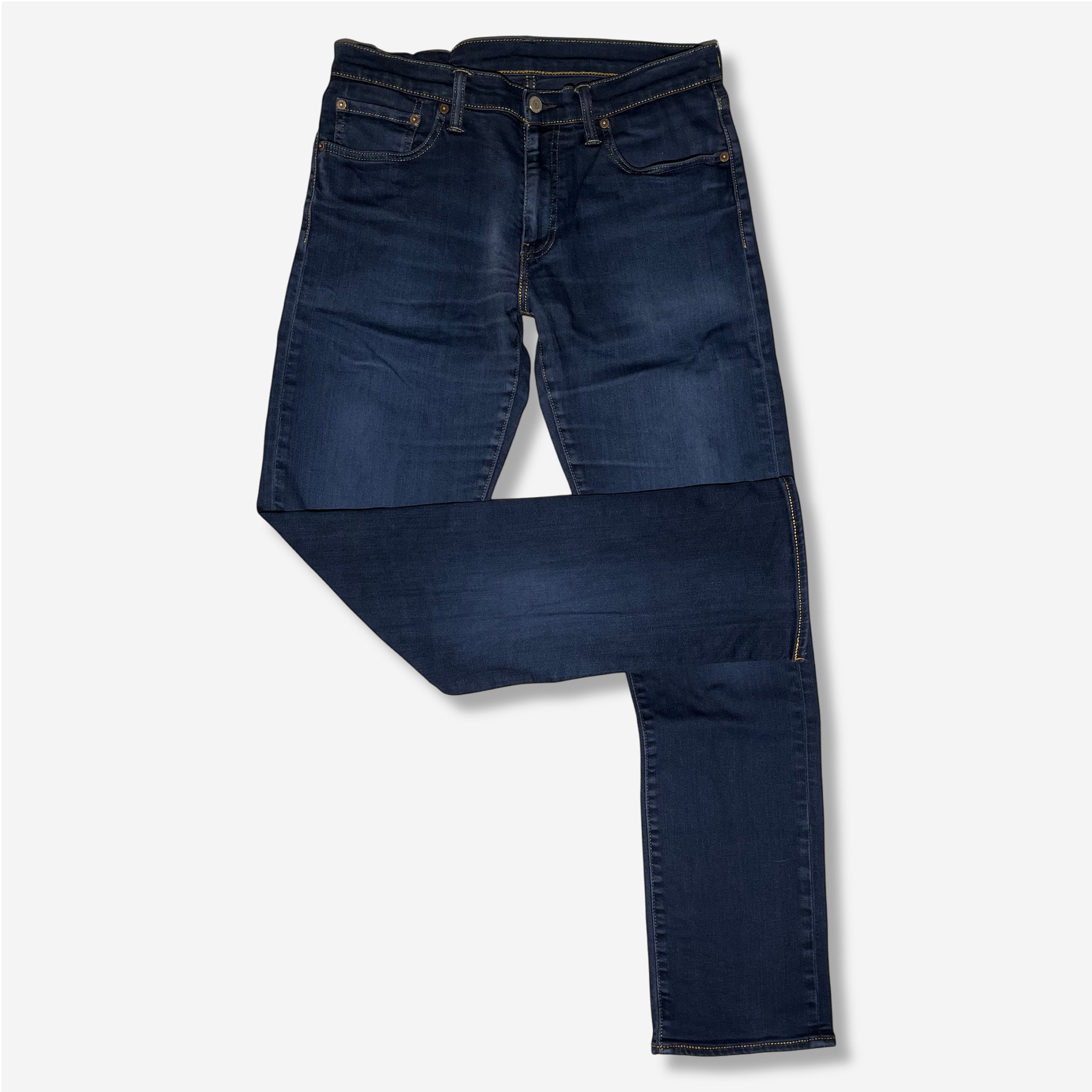 504' Regular Straight Jeans (W32 x L34)