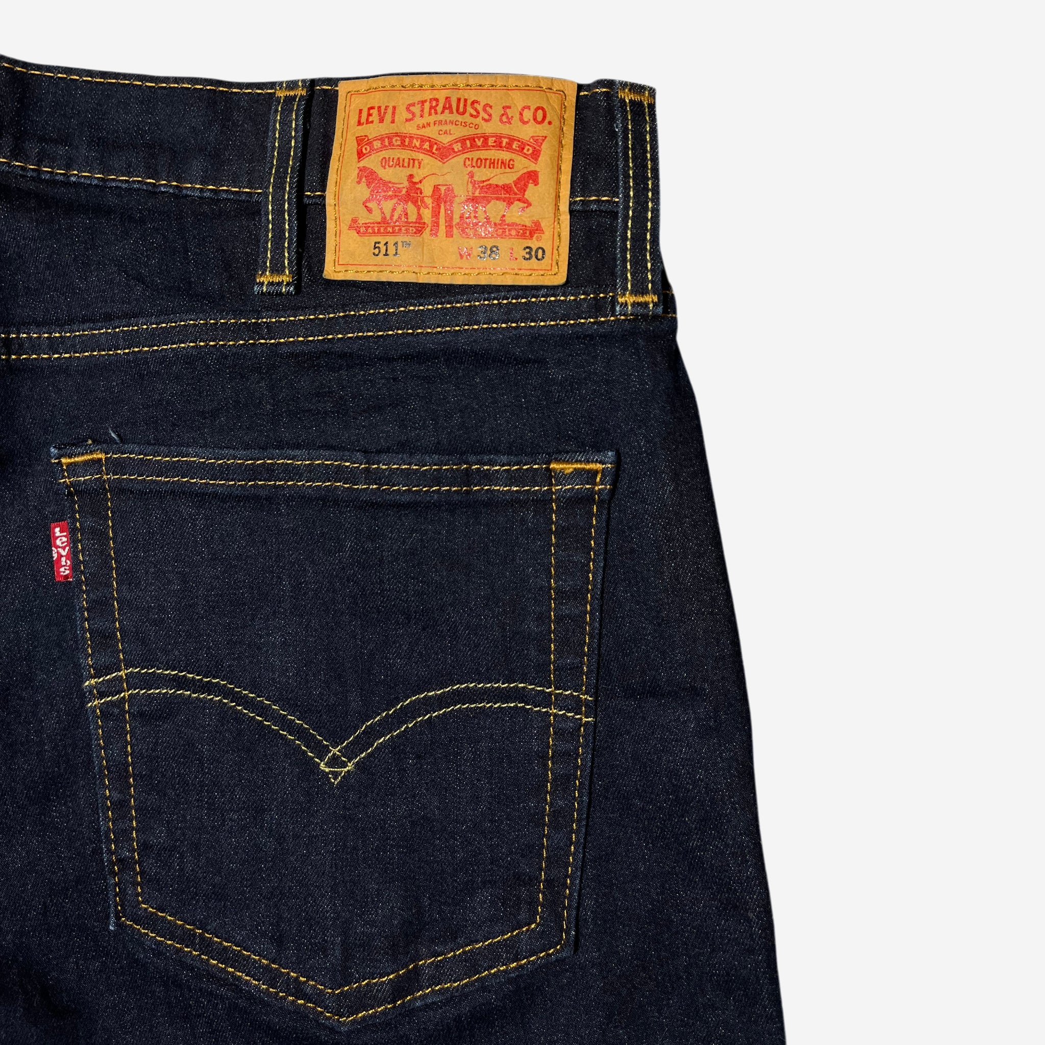 511' Slim Fit Jeans (W38 x L30)