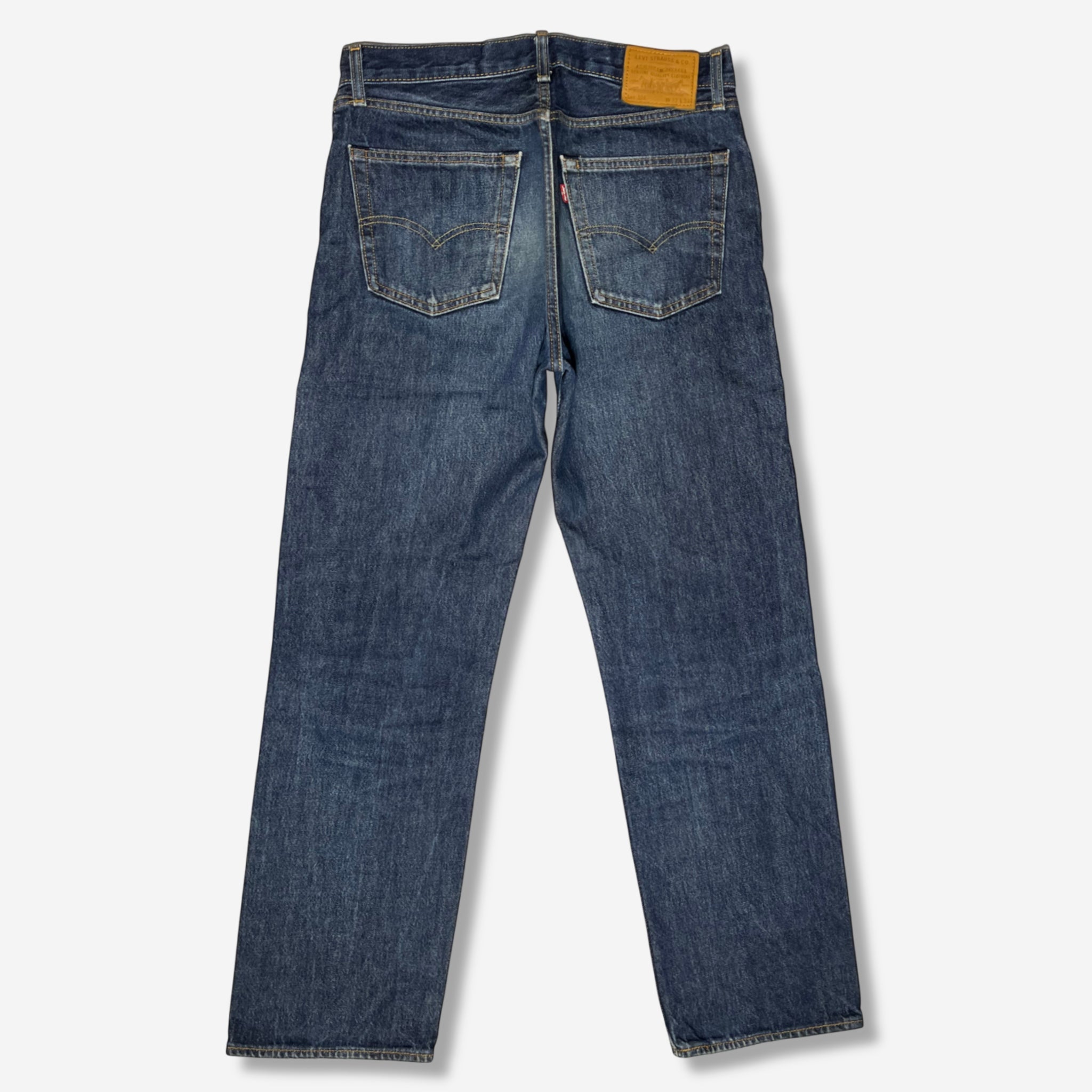 555' Relaxed Straight Fit Jeans (W33 x L32)