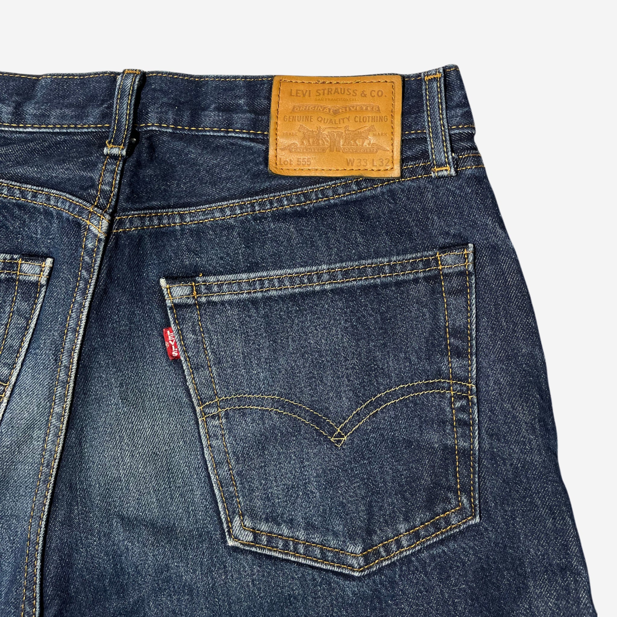 555' Relaxed Straight Fit Jeans (W33 x L32)