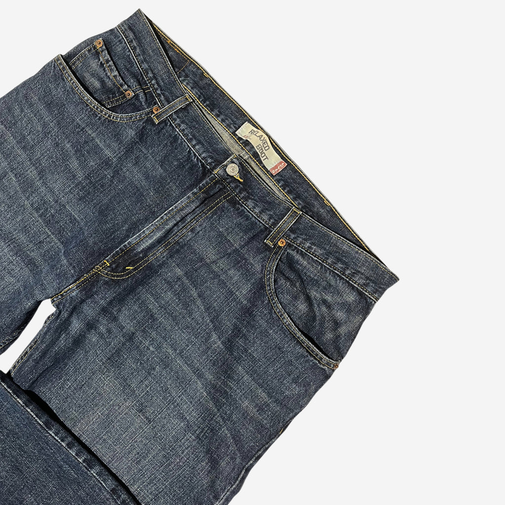 557' Relaxed Bootcut Jeans (W40 x L32)