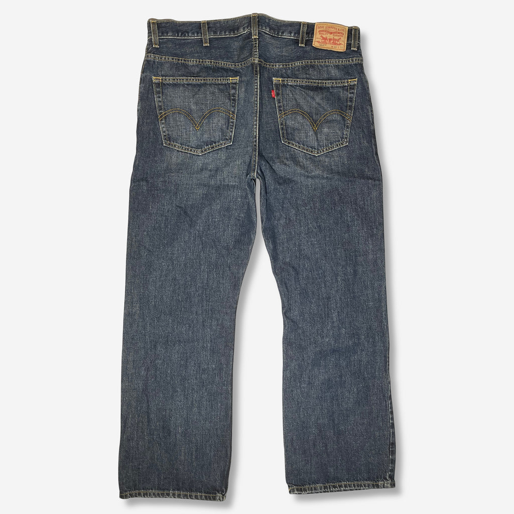 557' Relaxed Bootcut Jeans (W40 x L32)