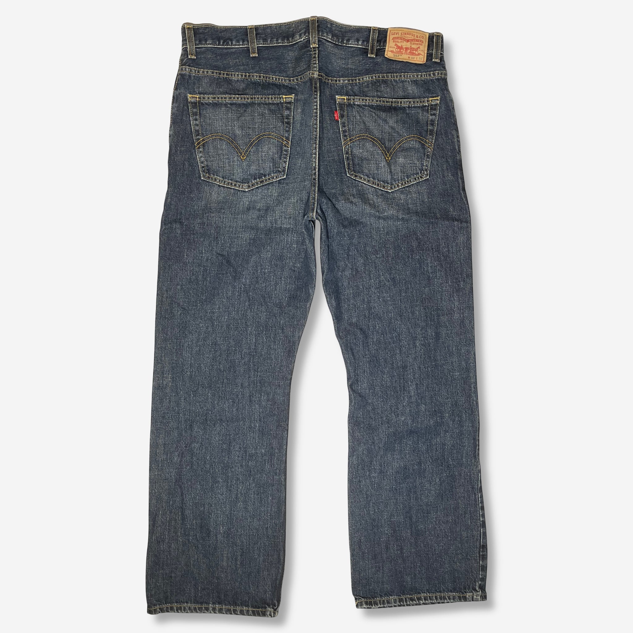 557' Relaxed Bootcut Jeans (W40 x L32)