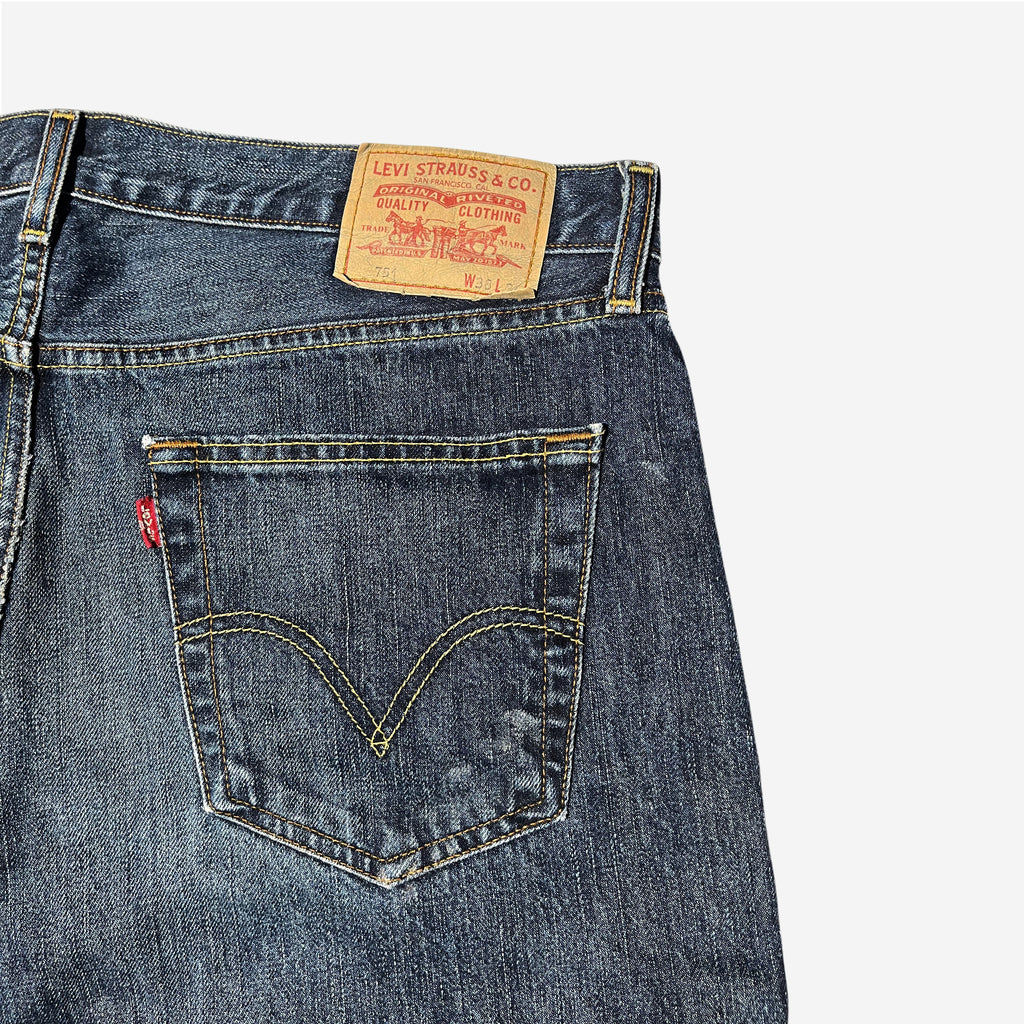 751' Straight Fit Jeans (W38 x L29)