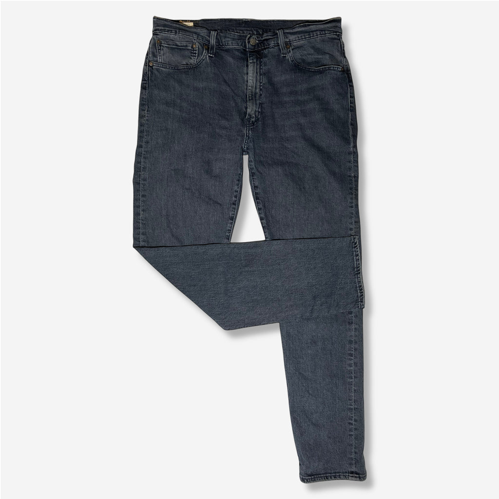 502' Tapered Fit Jeans (W36 x L34)