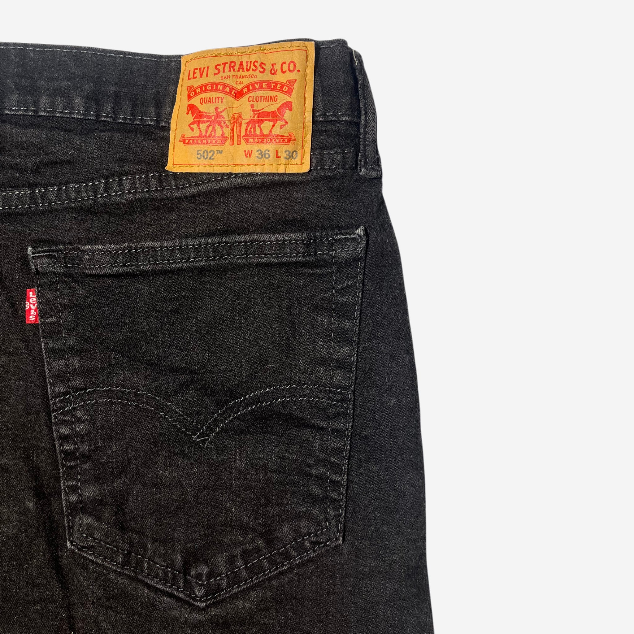 502' Tapered Fit Jeans (W36 x L30)