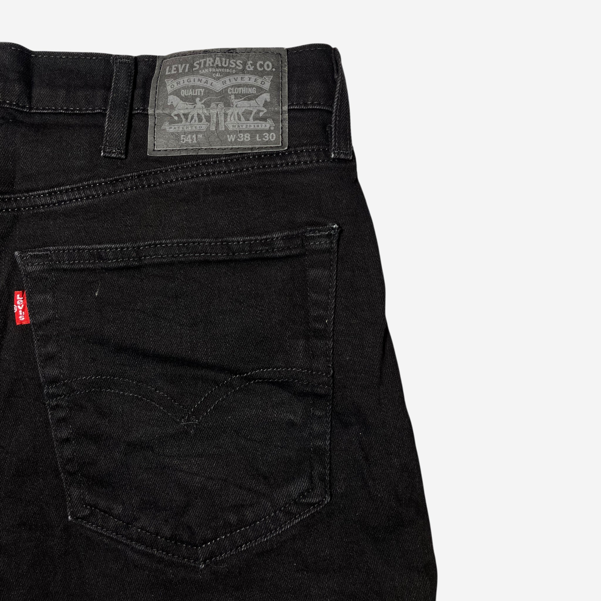 541' Athletic Taper Jeans (W38 x L30)