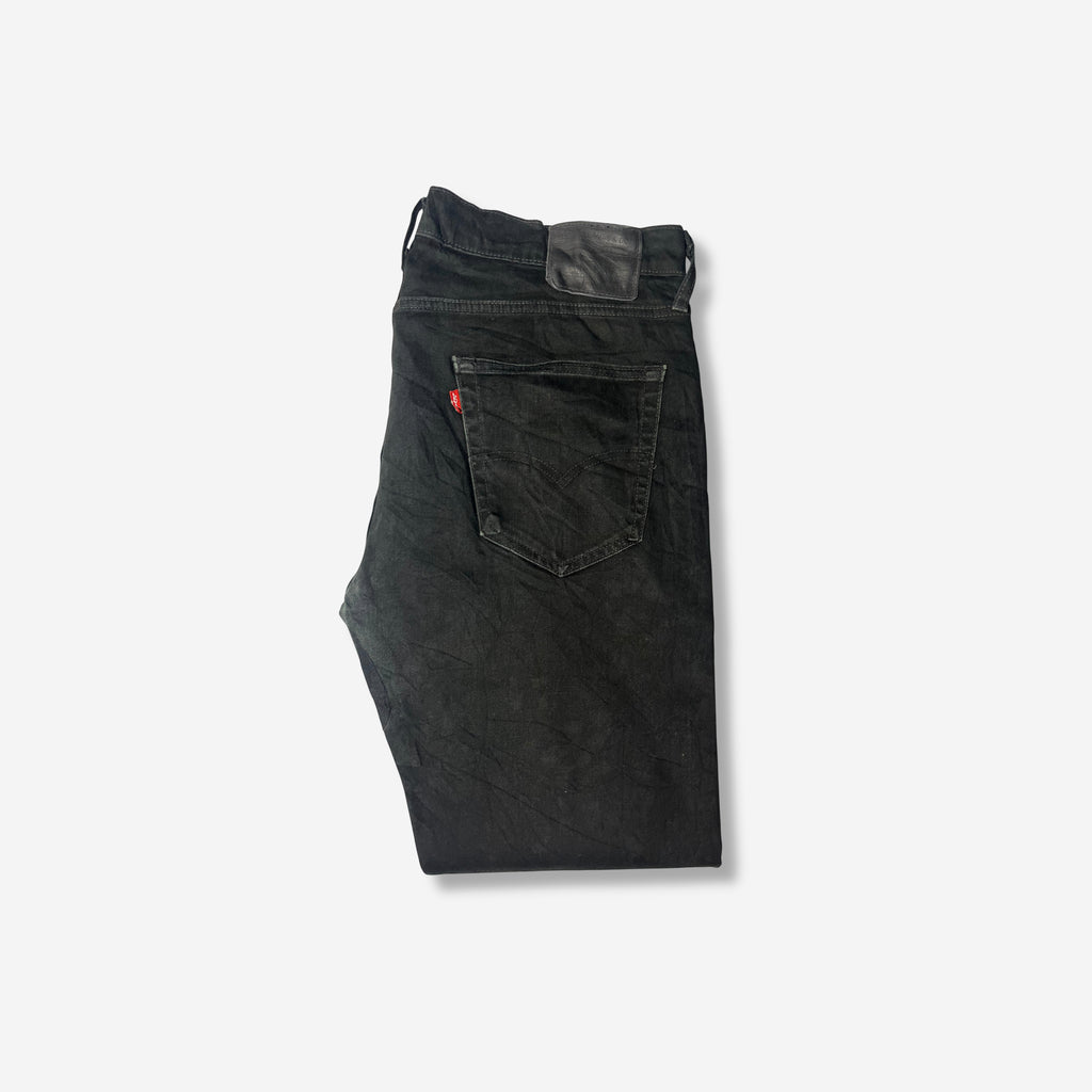 502' Tapered Fit Jeans (W36 x L32)