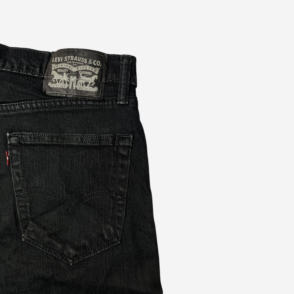 Slim Tapered Fit Jeans (W33 x L32)