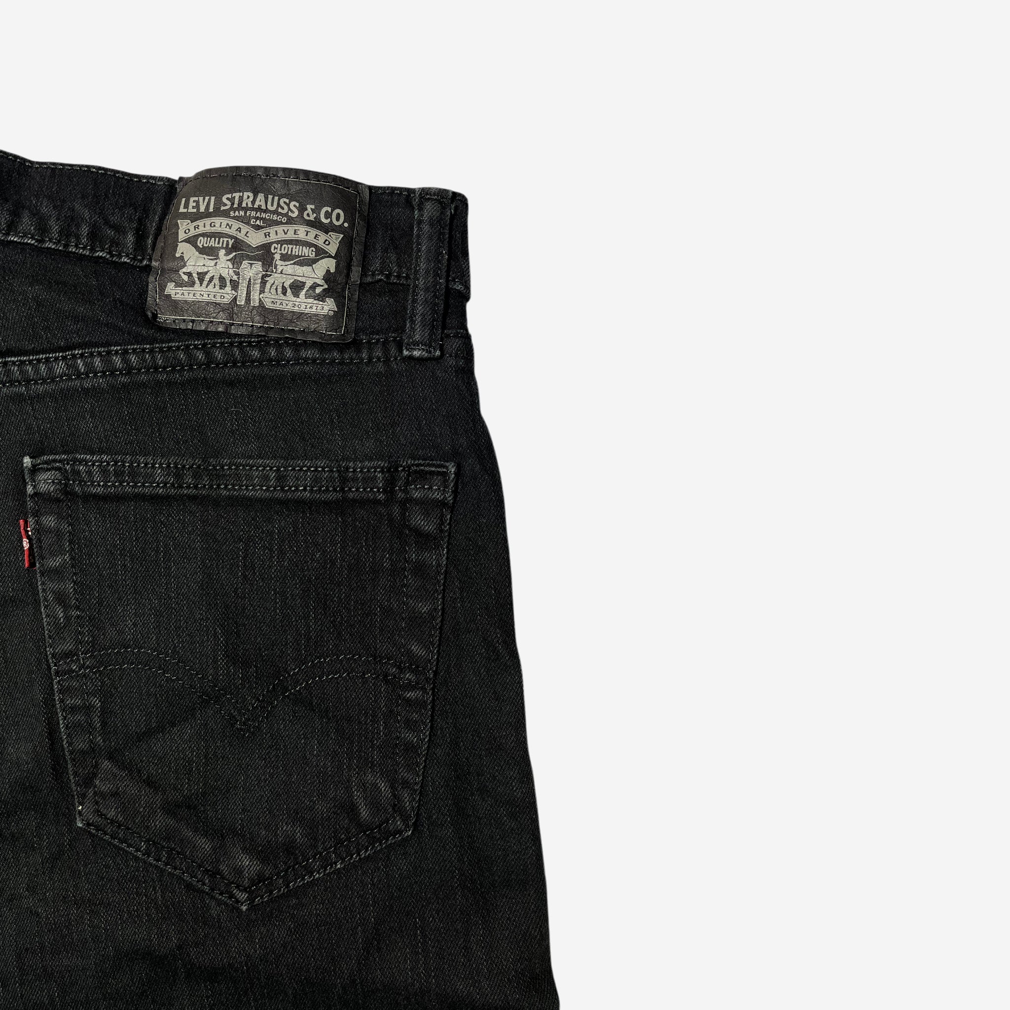 Slim Tapered Fit Jeans (W33 x L32)