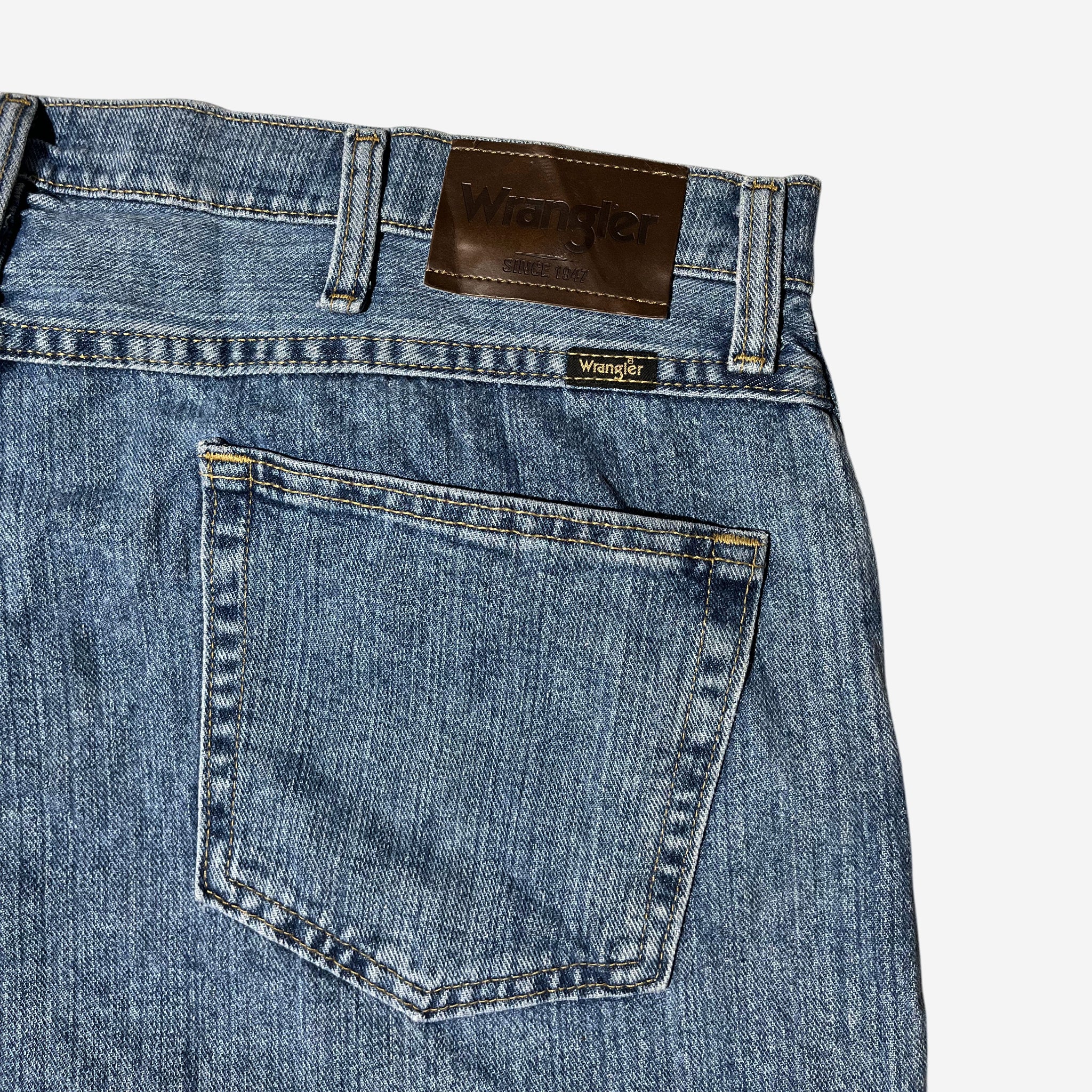 Loose Fit Jeans (W38 x L30)