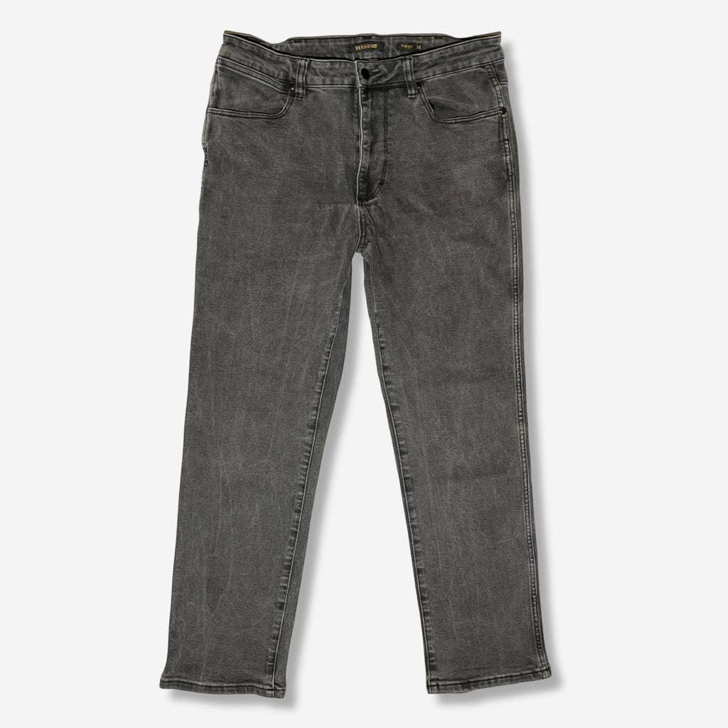 Straight Fit Jeans (W34 x L28) - Evinto