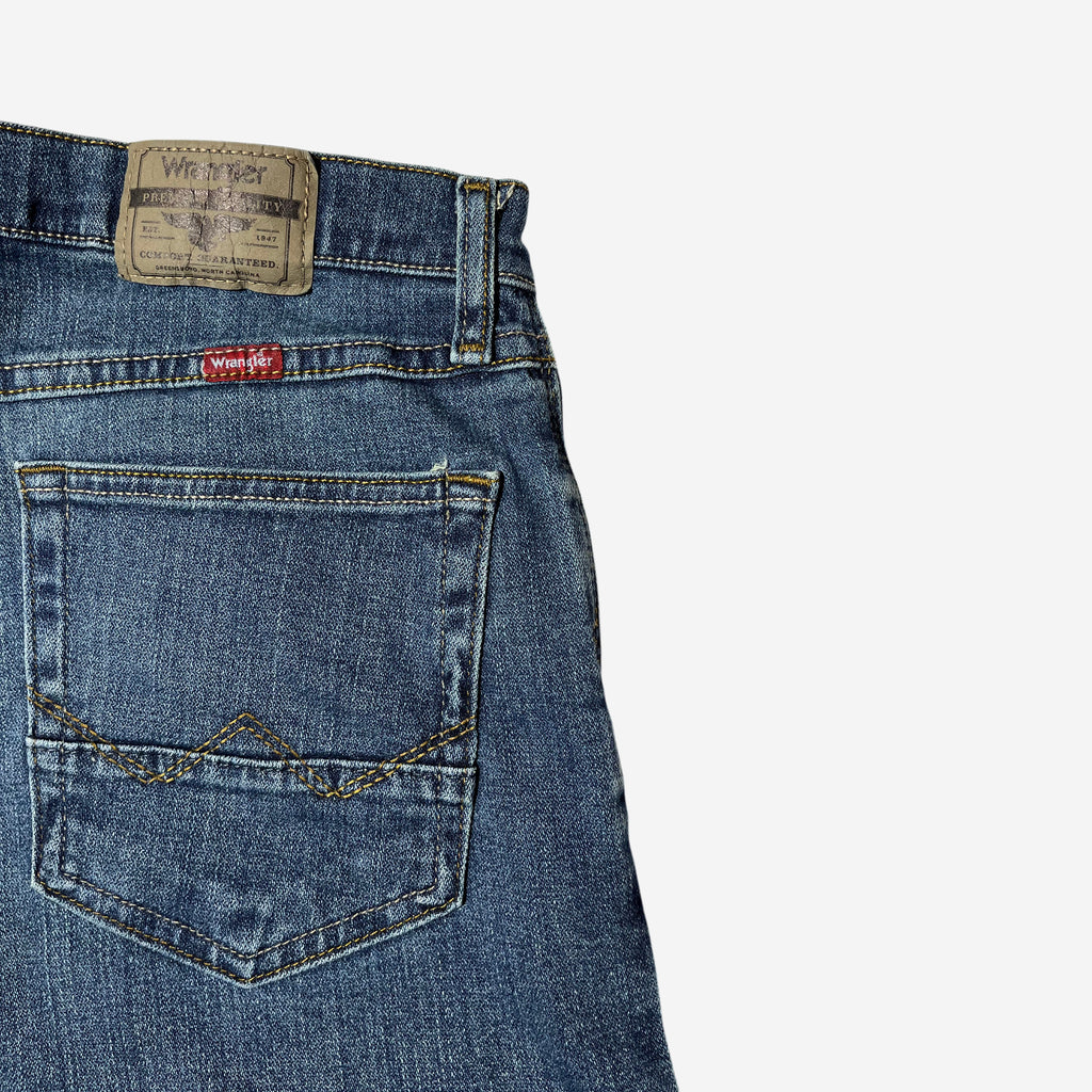 Slim Straight Fit Jeans (W32 x L32)